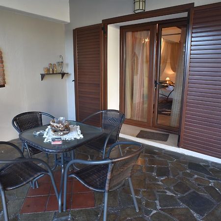 Guesthouse Athanasiou Loutraki  Exterior photo